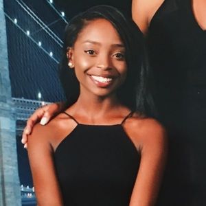 Meet your Posher, Sheilby